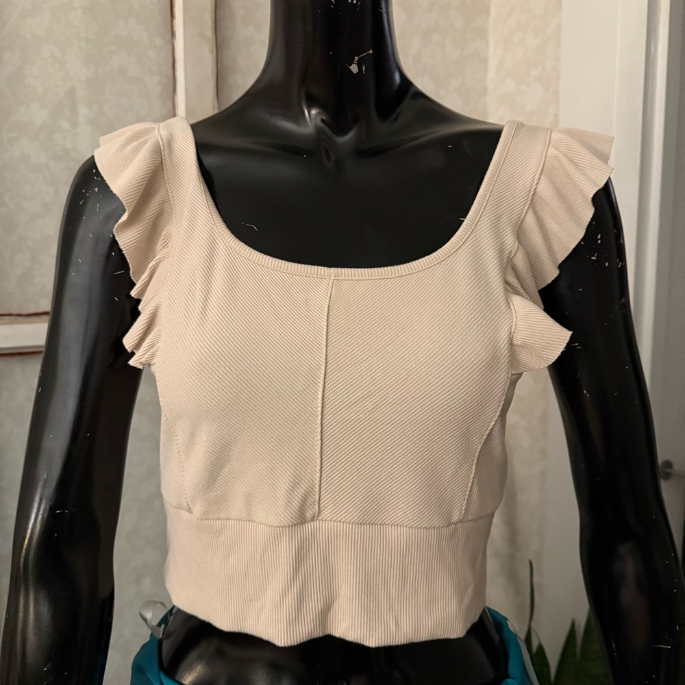Final Touch Fitted Sleeveless Crop Top with Flutter Sleeves. Made in the USA. L
